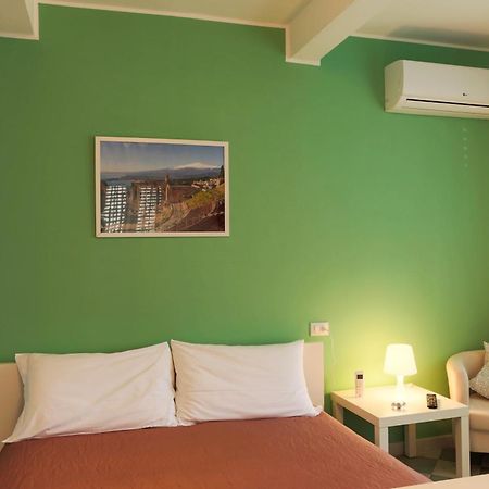 B&B Porta Della Sicilia Messina Rom bilde