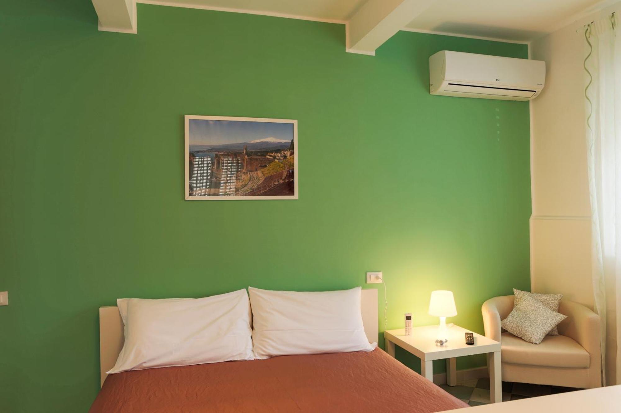 B&B Porta Della Sicilia Messina Rom bilde