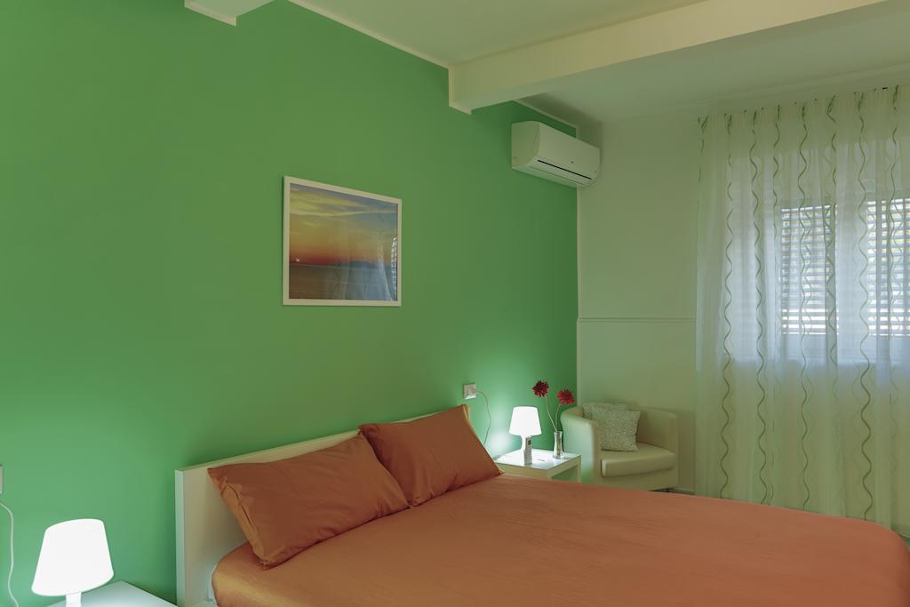 B&B Porta Della Sicilia Messina Eksteriør bilde